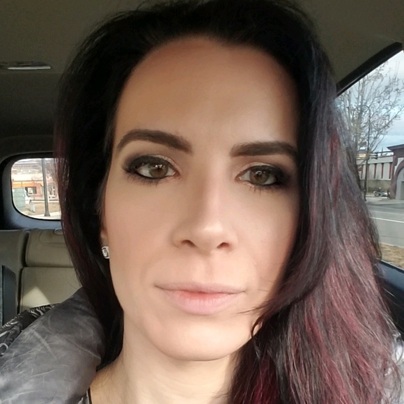 Meet your Posher, Kelley - Picture 1 of 1